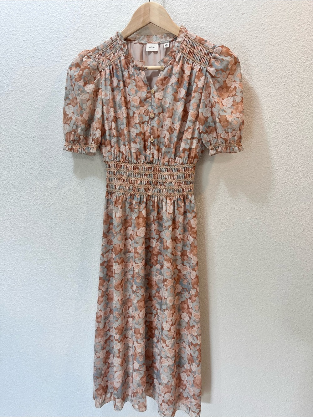 Wilfred Peach and Cream Floral Smocked Midi Dress